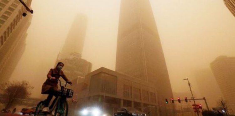 Flights cancelled during China's worst sandstorm in decades