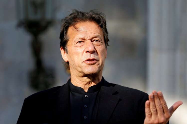 In a veiled attack, Imran Khan blames Pakistan Army chief for his ouster
