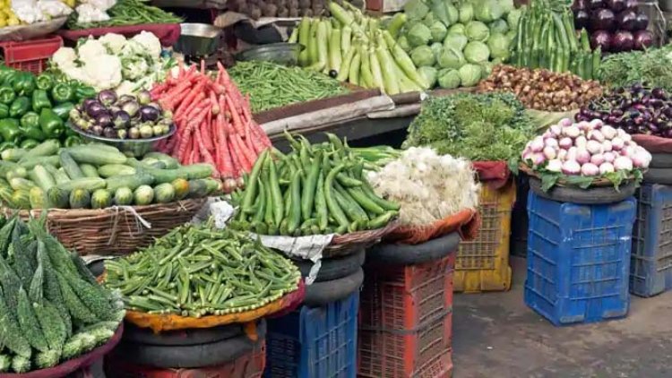 Retail inflation for rural workers eases to 6.6% in Dec on low food prices