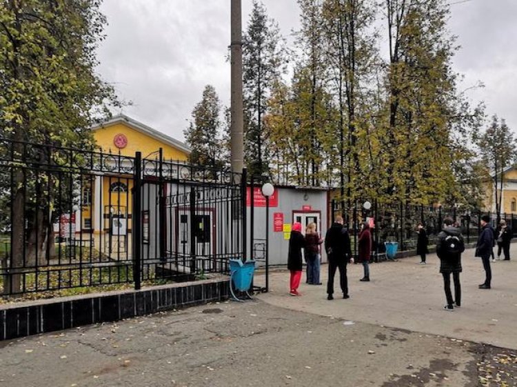 Shooting in Russian university leaves 8 dead