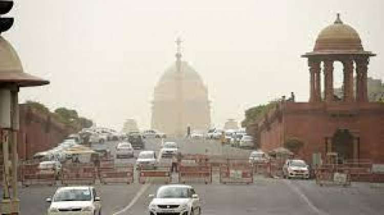 Delhi's minimum temperature settles at 29 deg C
