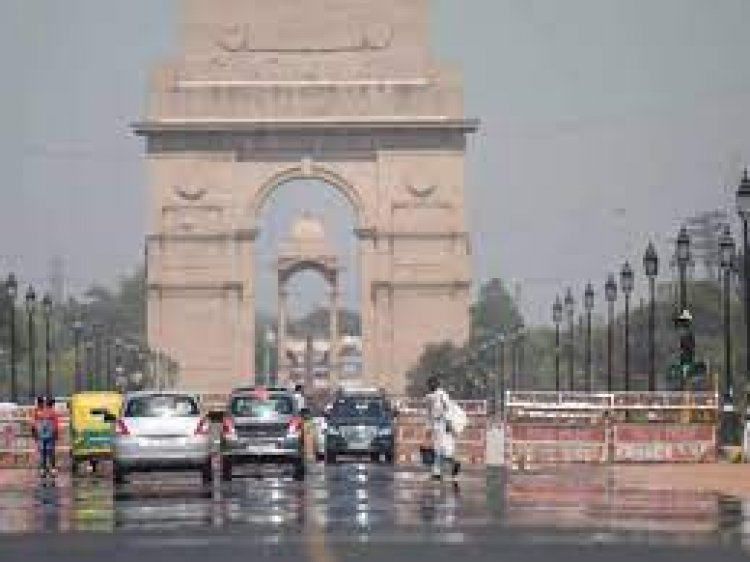 Delhi records minimum temperature of 22.4 deg C
