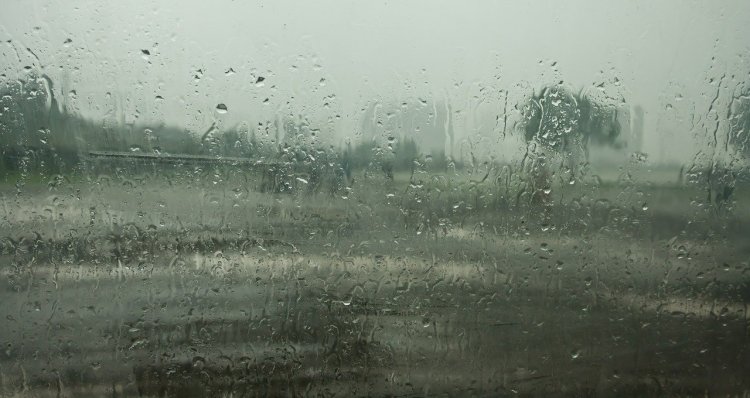 Unseasonal rains in parts of Madhya Pradesh