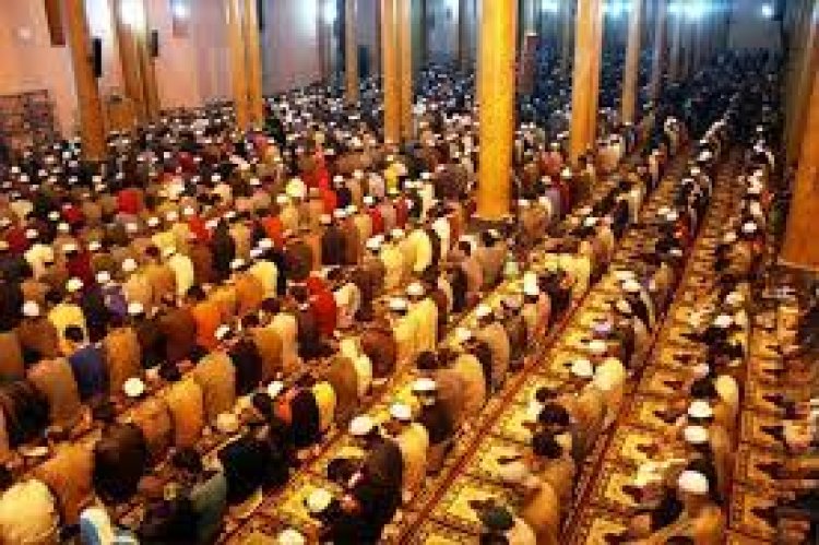 Shab-e-Qadr observed with religious fervour in Kashmir