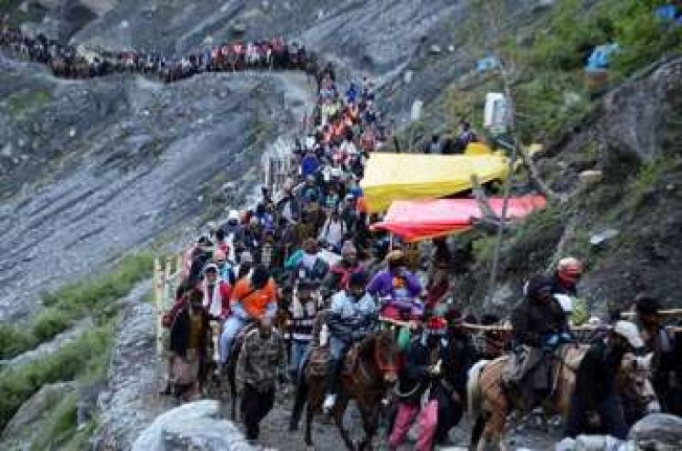 6,351 pilgrims leave for Amarnath shrine from Jammu amid tight security