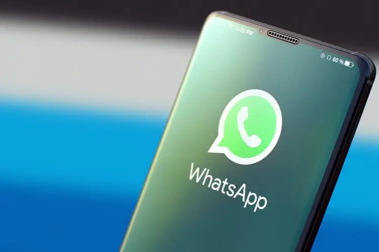 WhatsApp may soon add camera shortcut for iPhone users, says report