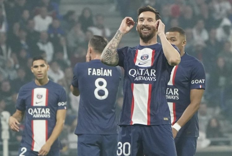 Messi scores early for PSG; Todibo sent off after 9 seconds