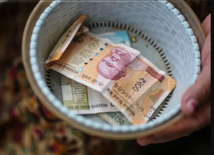 Rupee appreciates 12 paise to 82.52 against US dollar in early trade