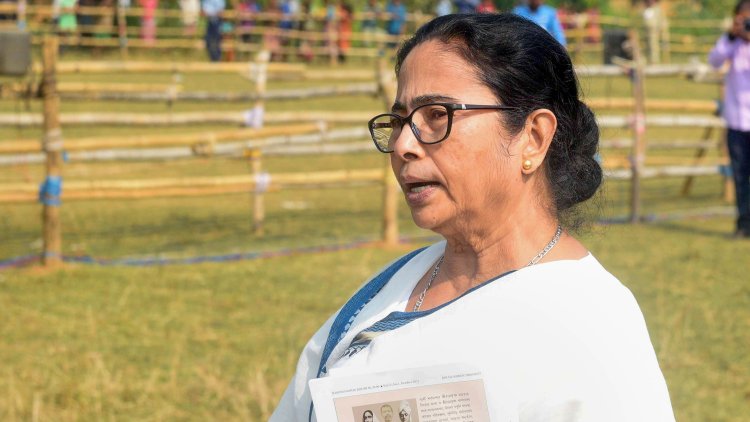 Mamata to visit Odisha this month, meeting with Naveen Patnaik likely