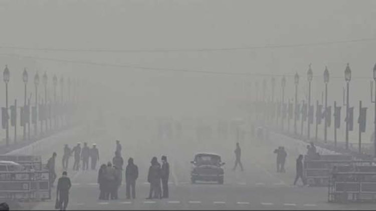 Shallow fog witnessed in Delhi today, cold wave to return on weekend