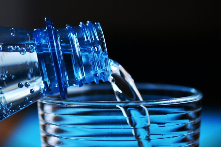 Bottled water industry can undermine progress towards safe water: UN