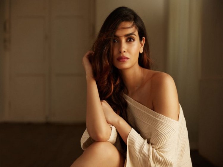 Diana Penty joins cast of Amitabh Bachchan starrer courtroom drama 'Section 84'
