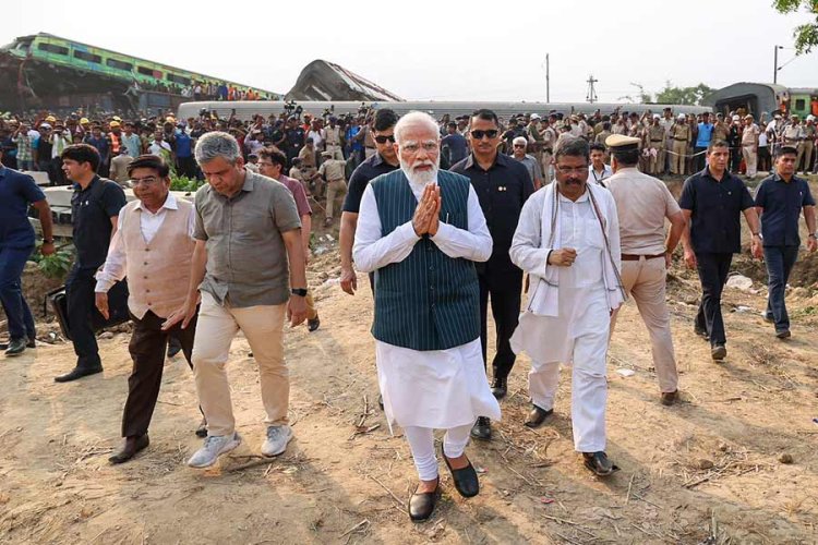 PM Modi inspects Odisha train accident site, takes stock of situation