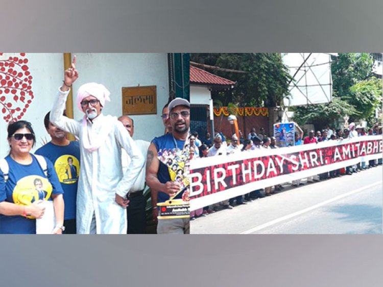 Fans celebrate Amitabh Bachchan's birthday in Mumbai