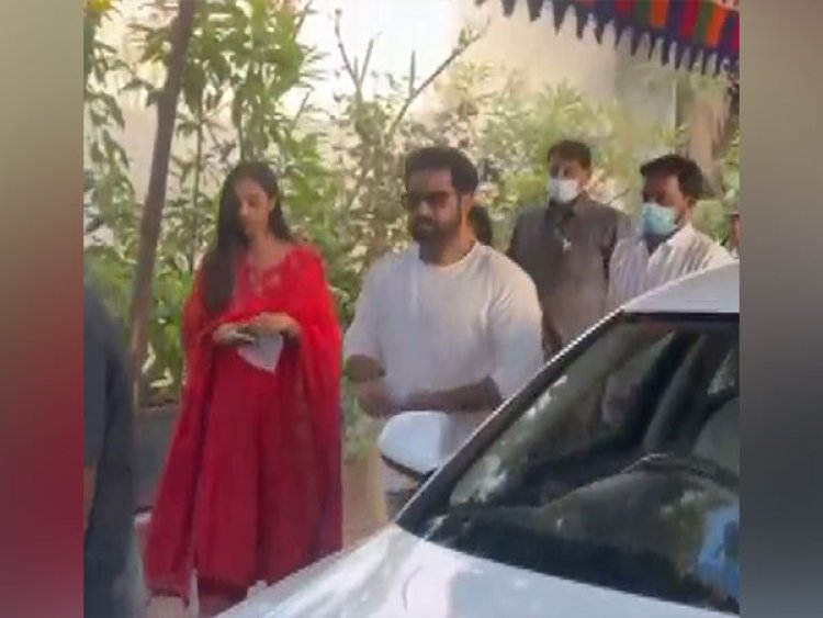 Hyderabad: Jr NTR arrives with his family to cast votes in Telangana Assembly polls
