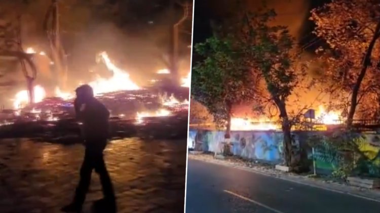 Bihar: Fire breaks out at Bhagalpur Municipal Corporation premises, 2 garbage trucks gutted; no casualty