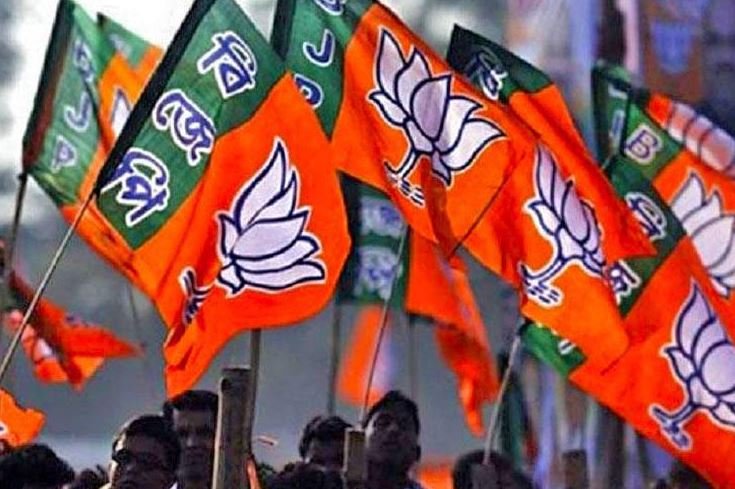 TMC, BJP prefer defectors over old timers in Bengal