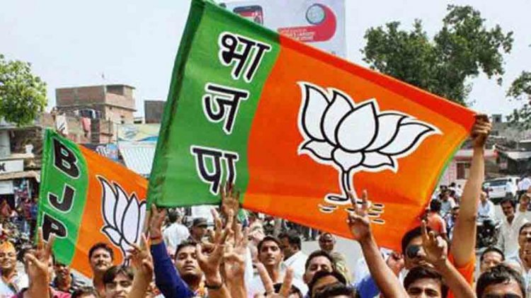BJP, ally maintain lead over rivals in UP