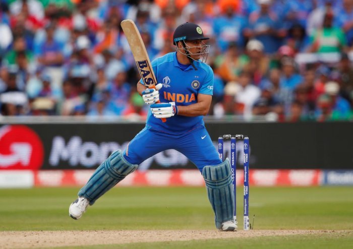 Dhoni did exactly what was right for the team: Tendulkar