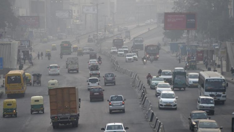 Delhi pollution level dip slightly