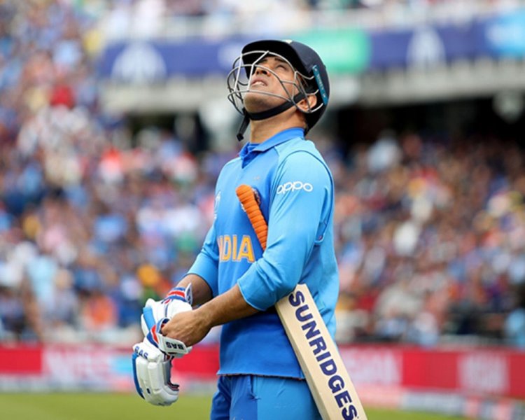 Dhoni arguably the greatest captain ever: Pietersen