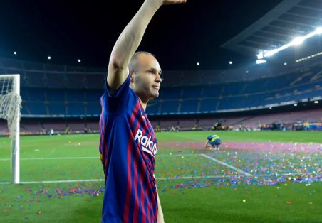 'Everything clouds over and goes dark' - Iniesta on depression at Barcelona