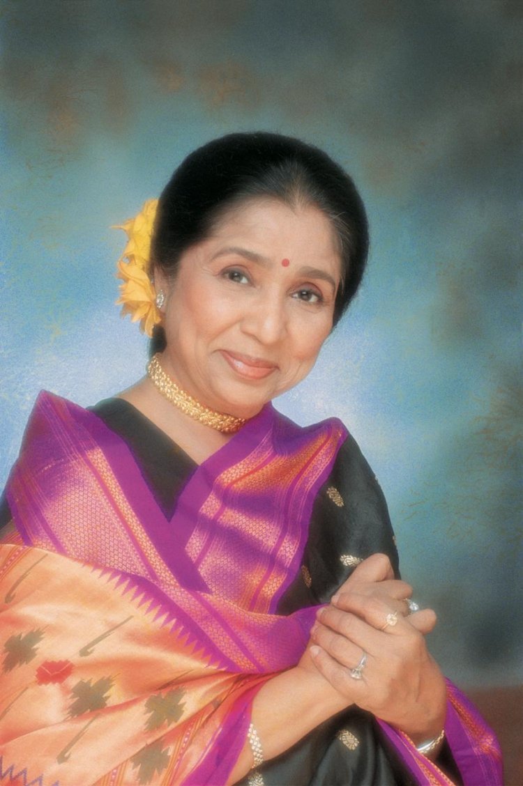 Dil Hai Chhota Sa, Chhoti Si Asha! Asha Bhosle beats nepotism and embraces young talents from across the globe, offering them her social media platform to showcase the best of talent