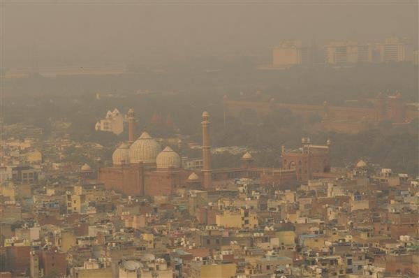 Delhi's air quality worsens, 10 monitoring stations enter 'severe' zone